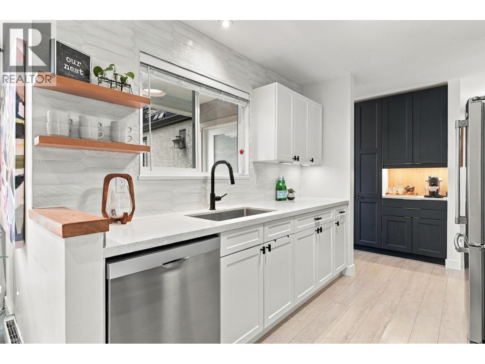 102E 3655 SHAUGHNESSY STREET