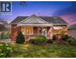 2566 Tourangeau, Windsor, Ontario