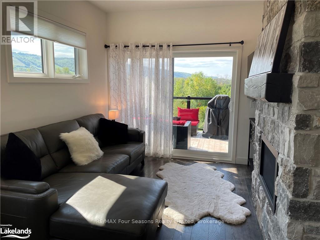 302 - 12 Beausoleil Lane, Blue Mountains, Ontario L9Y 2X5 - Photo 2 - X13840842