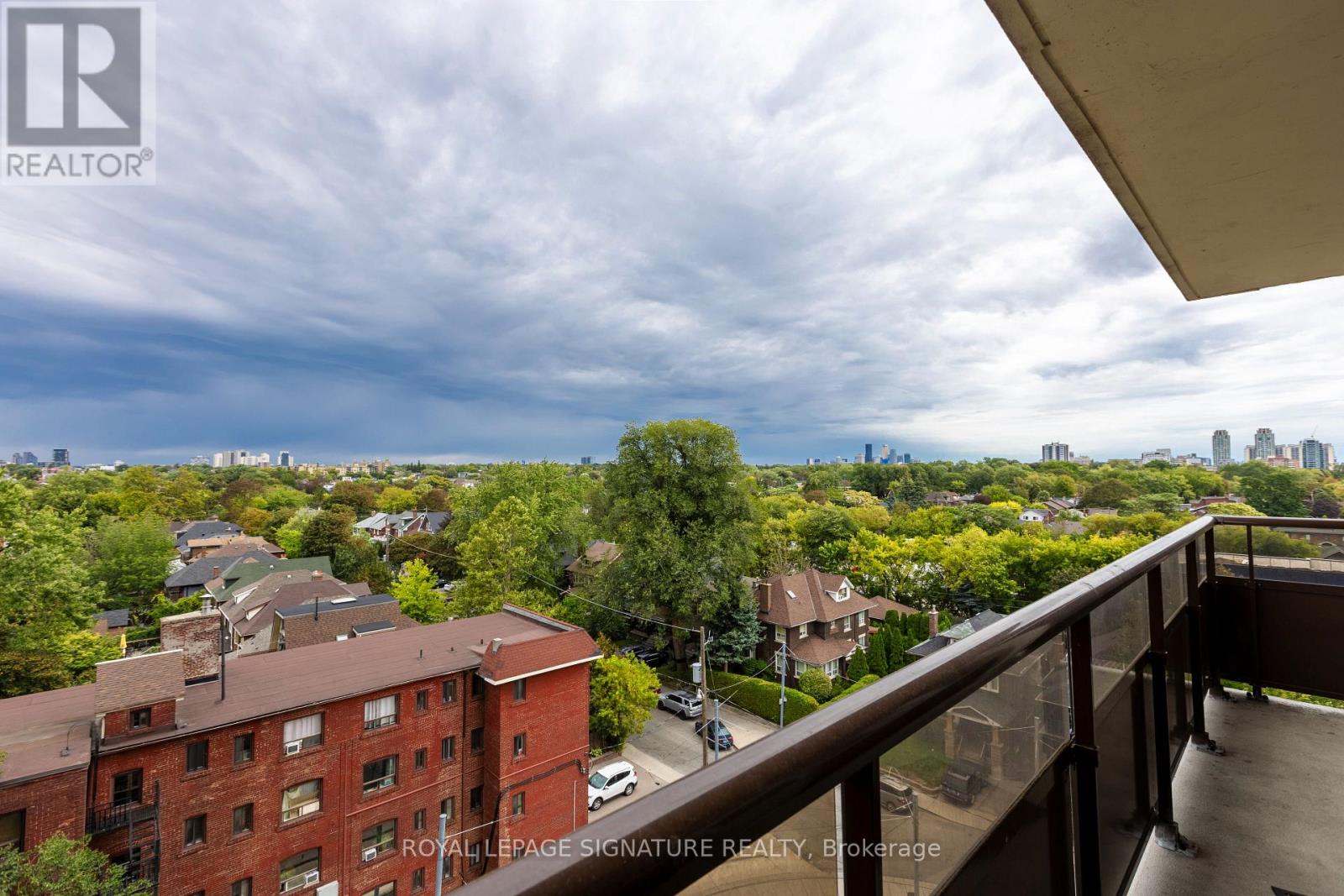 902 - 161 Oakwood Avenue, Toronto, Ontario  M6E 2V2 - Photo 16 - C13840852