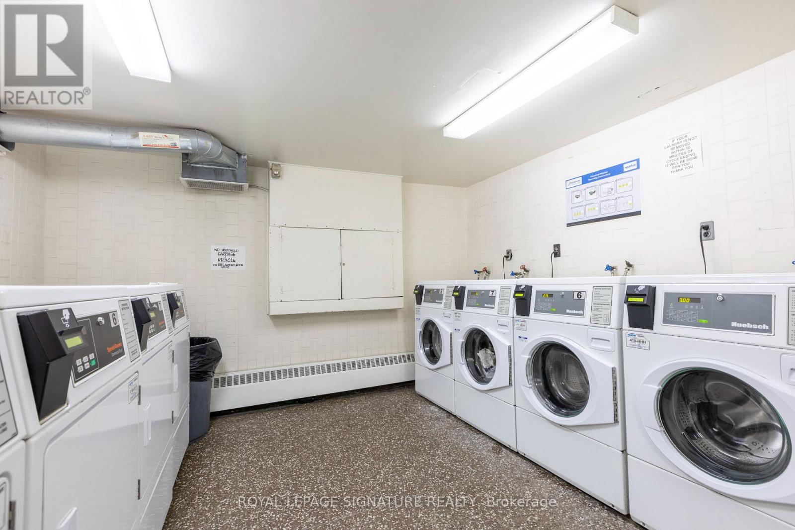 902 - 161 Oakwood Avenue, Toronto, Ontario  M6E 2V2 - Photo 18 - C13840852