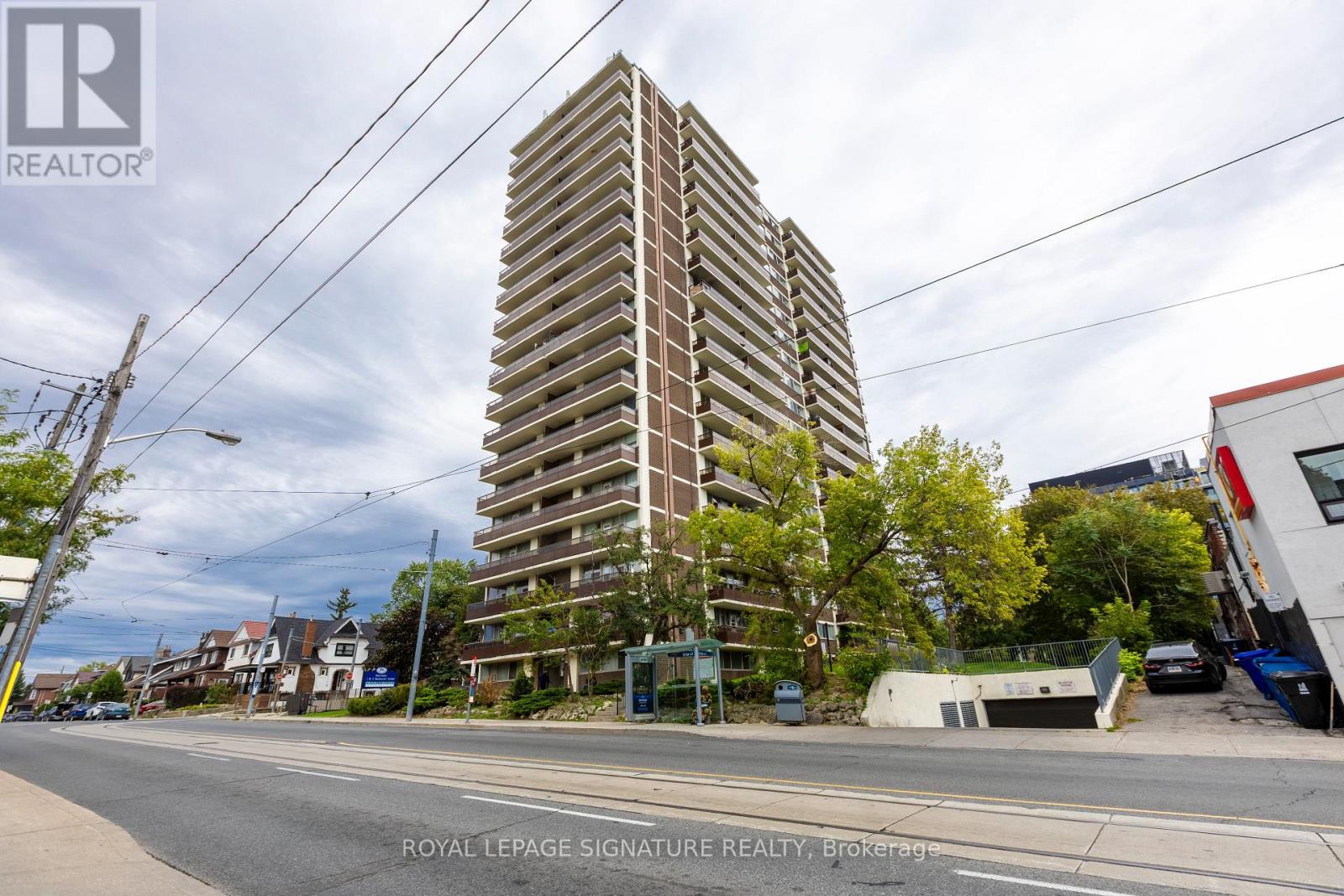 902 - 161 Oakwood Avenue, Toronto, Ontario  M6E 2V2 - Photo 20 - C13840852