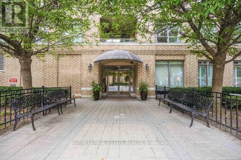203 - 140 Bathurst Avenue, Toronto, Ontario  M5V 3N8 - Photo 10 - C13840882