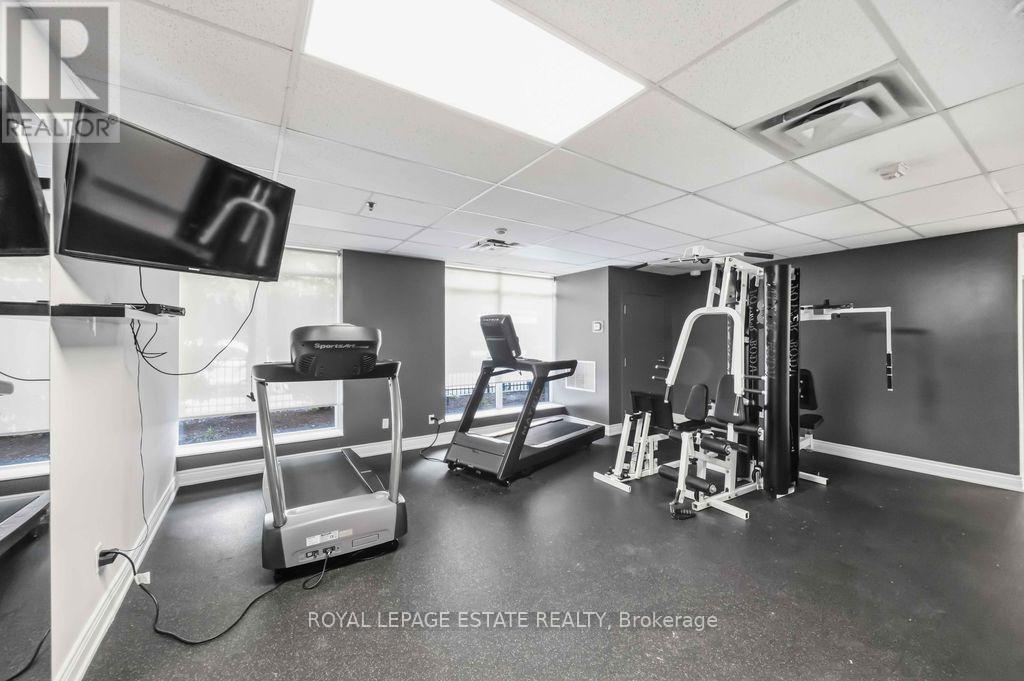 203 - 140 Bathurst Avenue, Toronto, Ontario  M5V 3N8 - Photo 15 - C13840882