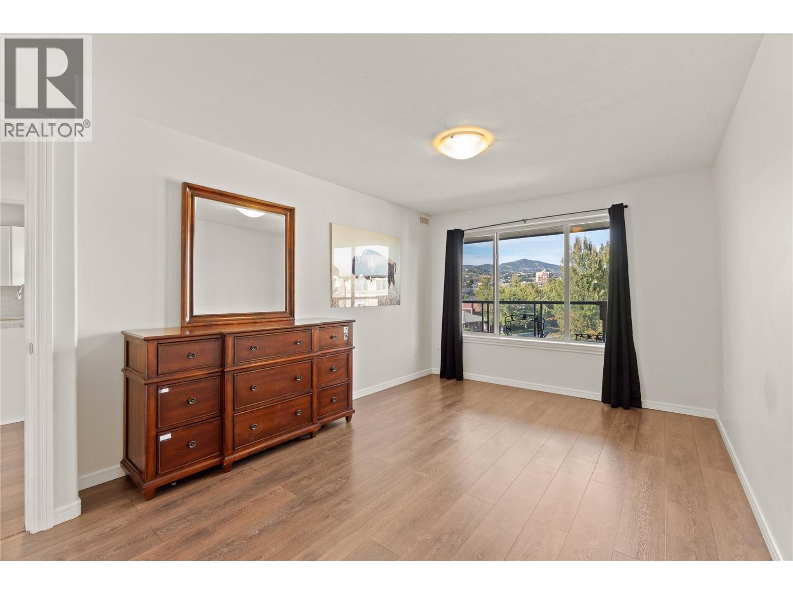 970 LORNE Street Unit# 405