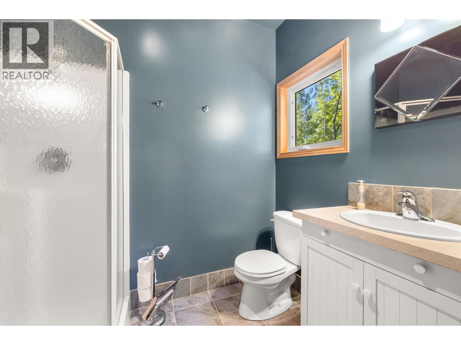 487 Walkers Landing Road, Riondel, British Columbia  V0B 2B0 - Photo 54 - 10402116