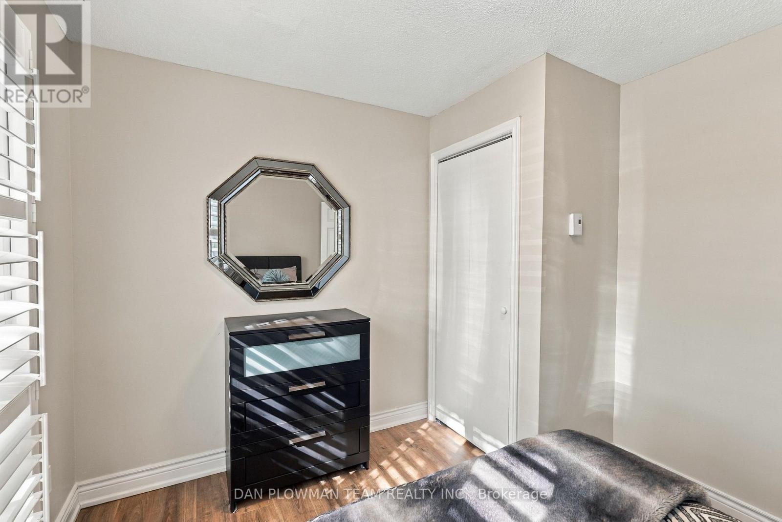 228 Medina Court, Oshawa, Ontario  L1J 7E1 - Photo 14 - E13840846