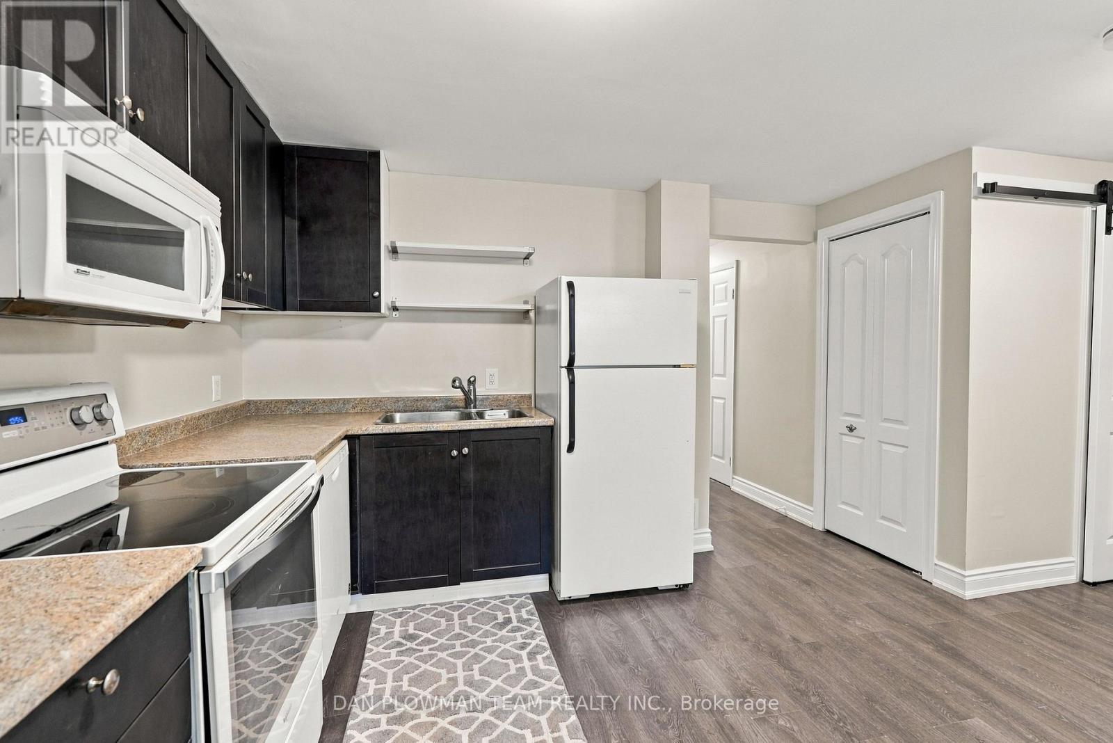 228 Medina Court, Oshawa, Ontario  L1J 7E1 - Photo 23 - E13840846