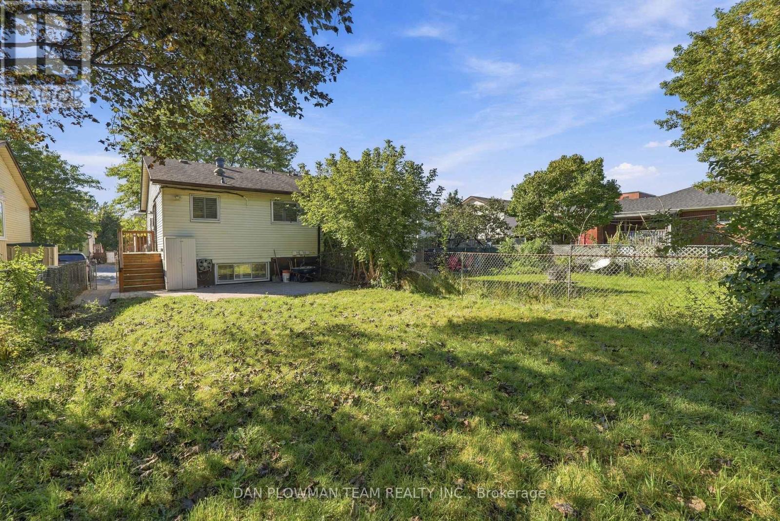 228 Medina Court, Oshawa, Ontario  L1J 7E1 - Photo 37 - E13840846