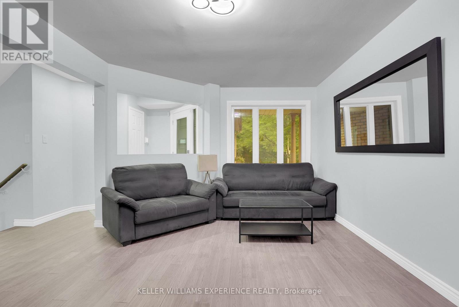 60 Nicholson Drive, Barrie (Ardagh), Ontario  L4N 8L7 - Photo 10 - S13840820
