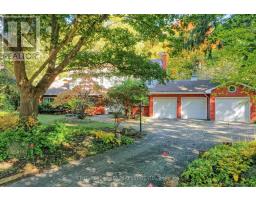 1296 CUMNOCK CRESCENT, Oakville, Ontario