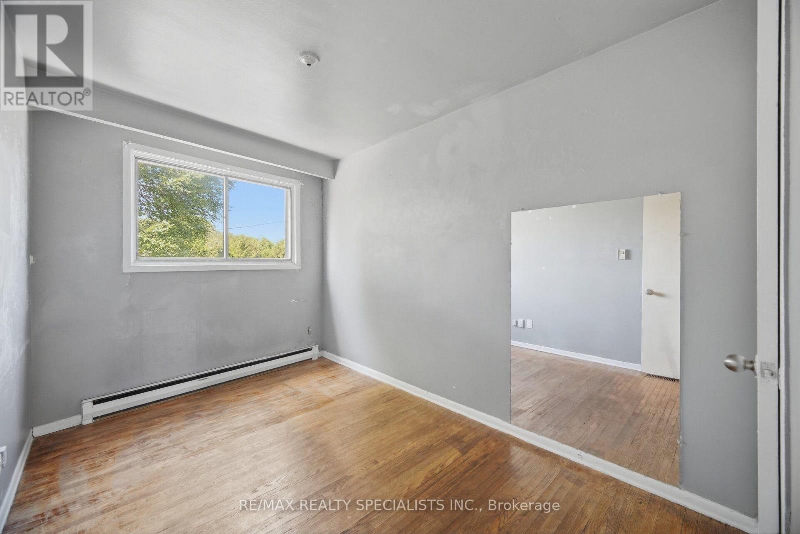 1169 Lakeshore Road E, Mississauga, Ontario  L5E 1G1 - Photo 22 - W13840900
