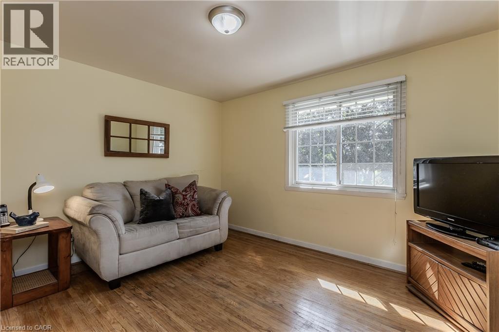 247 Walden Drive, Burlington, Ontario  L7N 2A7 - Photo 22 - 40866853