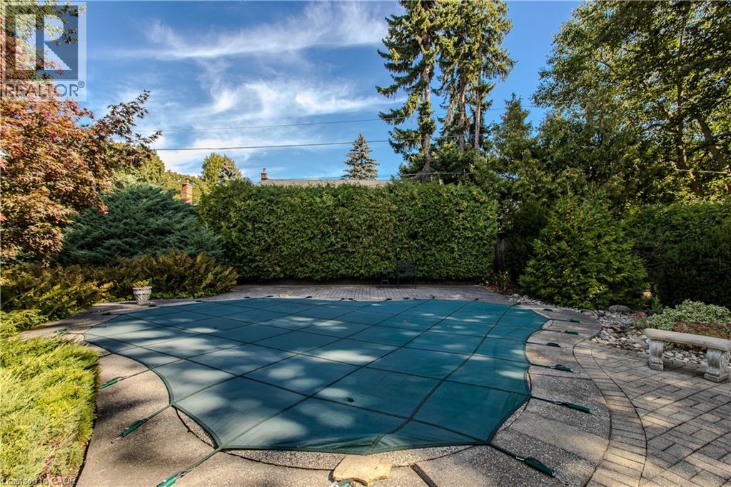 247 Walden Drive, Burlington, Ontario  L7N 2A7 - Photo 6 - 40866853