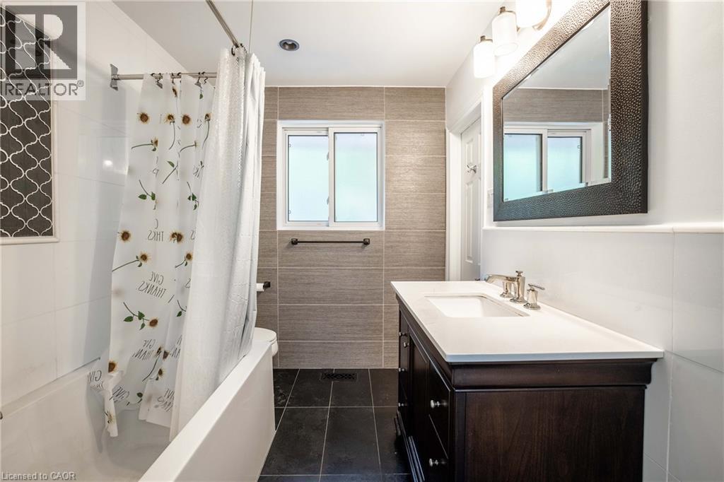 2039 Wakely Street, Oakville, Ontario  L6L 2K3 - Photo 19 - 40864681
