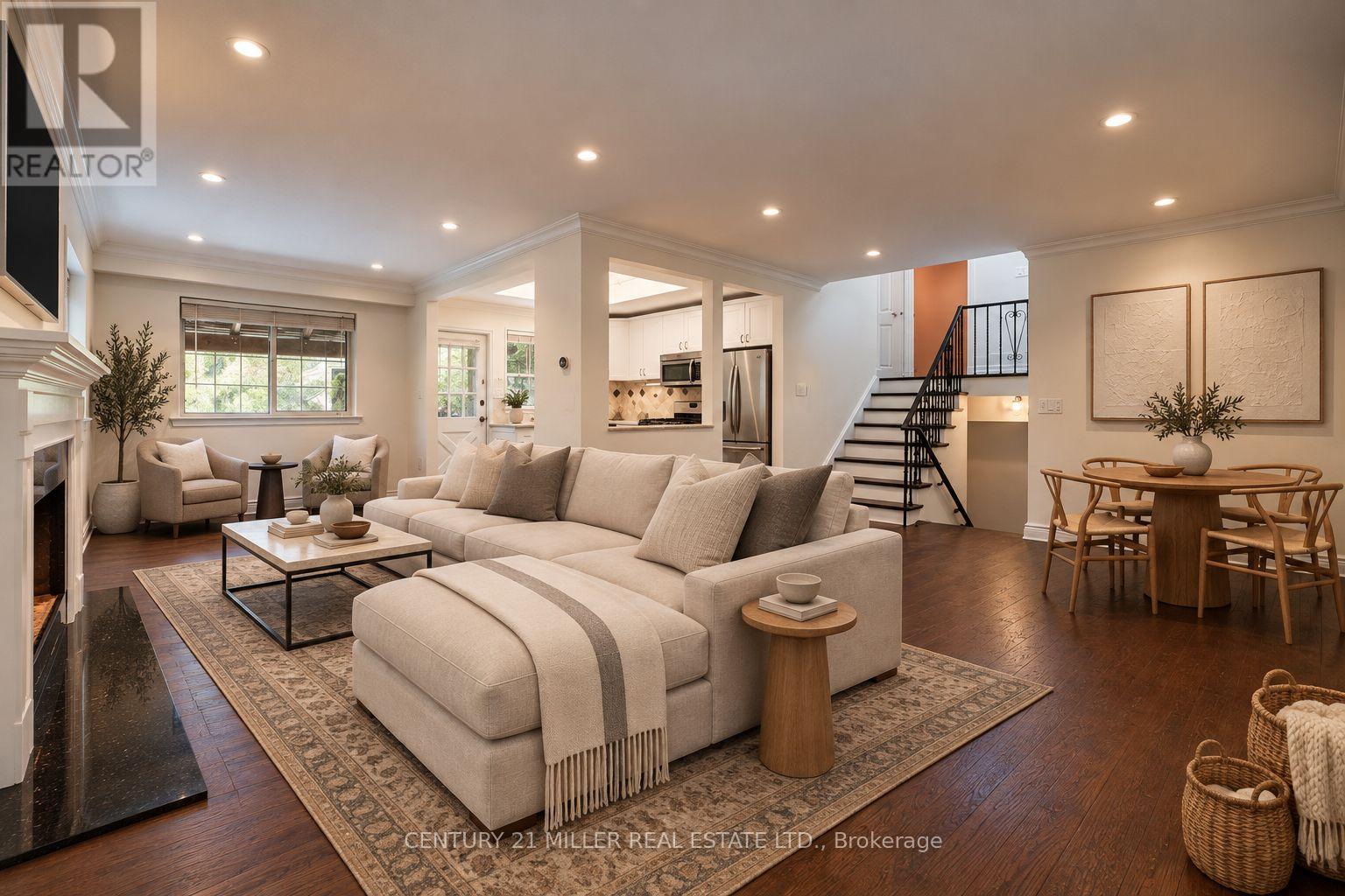 2039 Wakely Street, Oakville, Ontario  L6L 2K3 - Photo 4 - W13808938