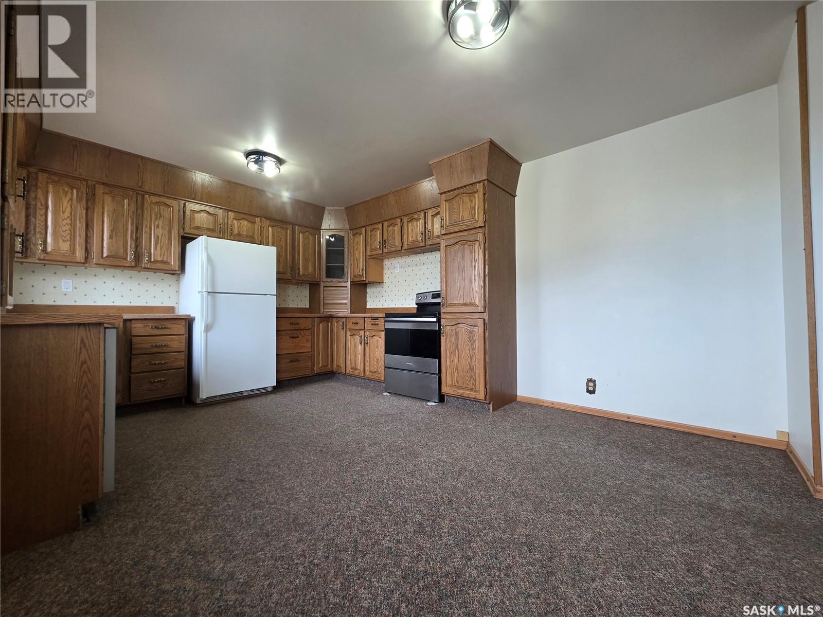 341 Allen Drive Sw, Swift Current, Saskatchewan  S9H 3A4 - Photo 4 - SK043942
