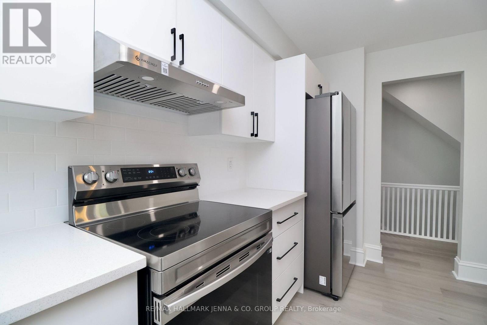 3 - 332 Osgoode Street, Ottawa, Ontario  K1N 6T3 - Photo 11 - X13841014
