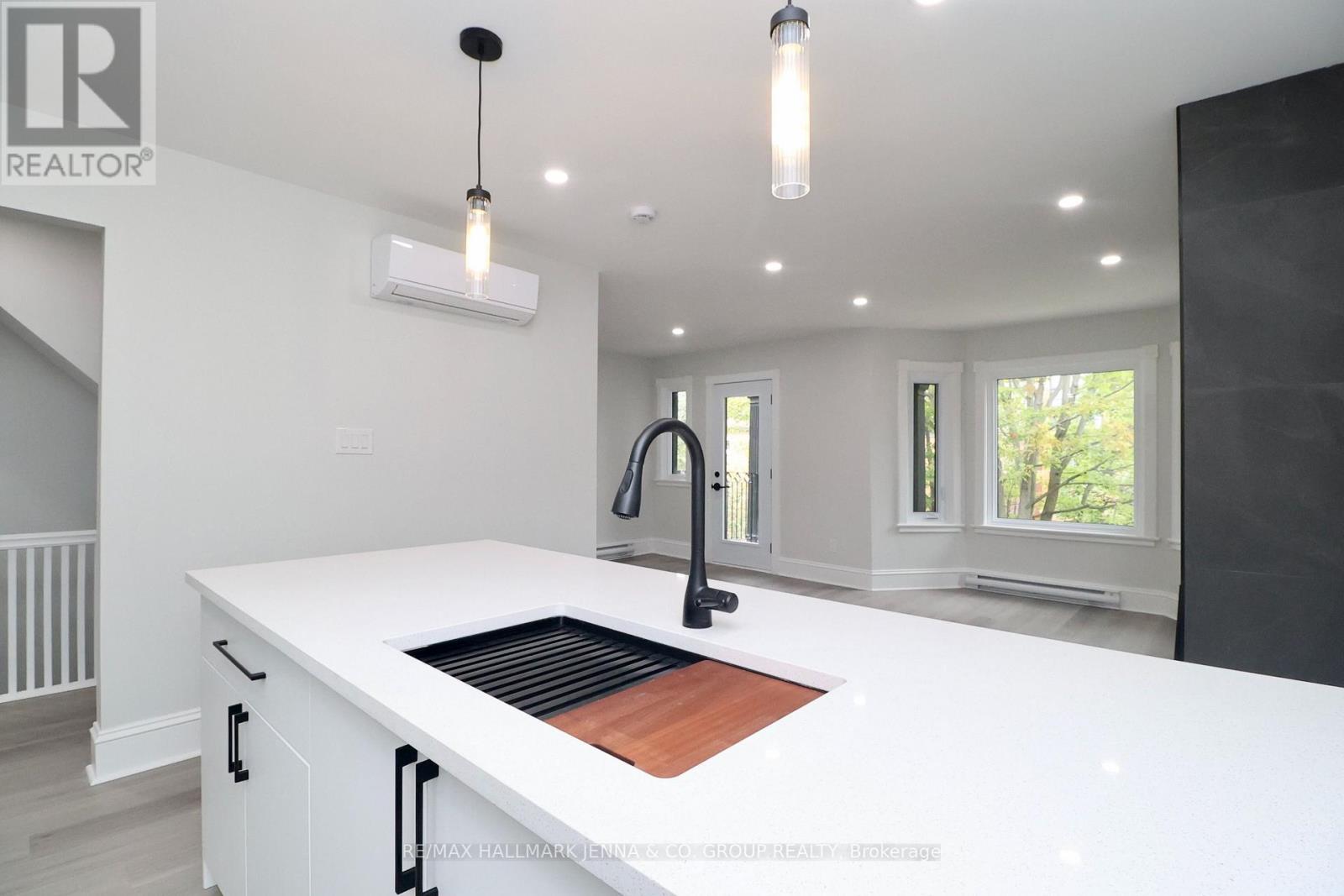 3 - 332 Osgoode Street, Ottawa, Ontario  K1N 6T3 - Photo 12 - X13841014