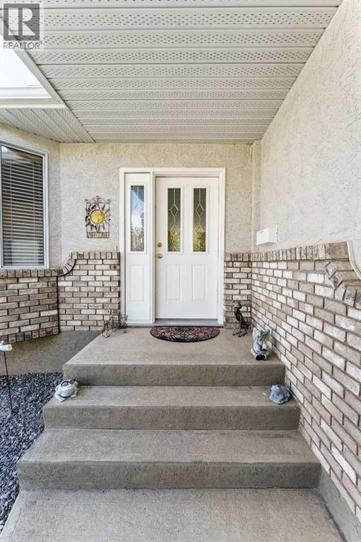 33 Park Meadows Drive Se, Medicine Hat, Alberta  T1B 4C3 - Photo 4 - A2348919
