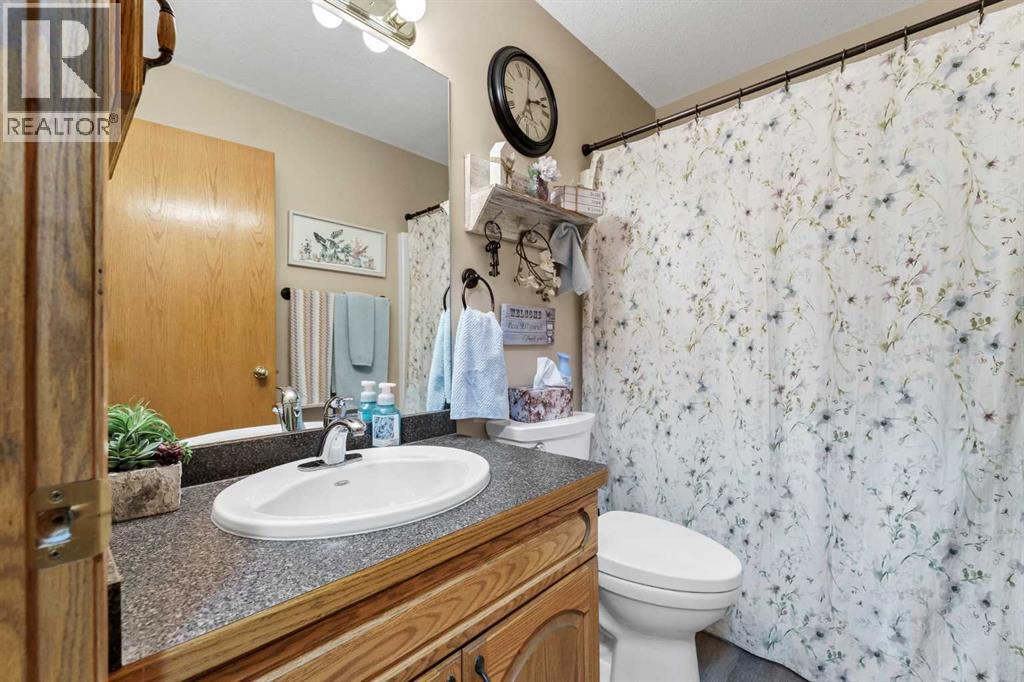 33 Park Meadows Drive Se, Medicine Hat, Alberta  T1B 4C3 - Photo 21 - A2348919