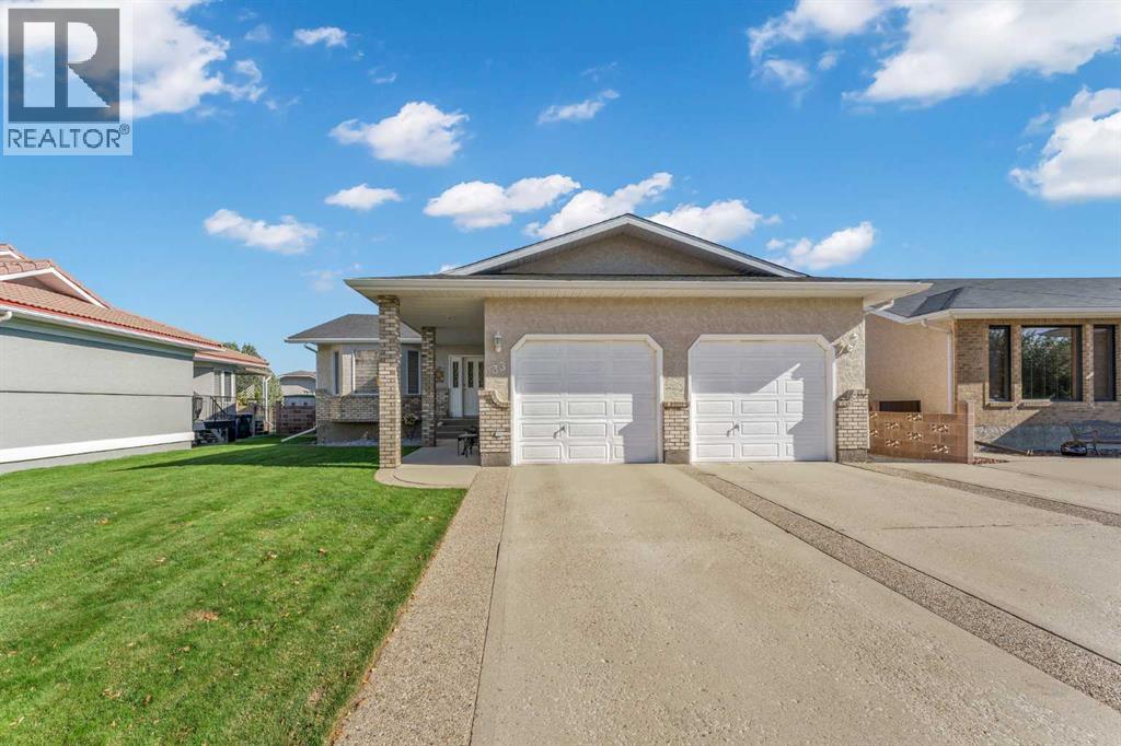 33 Park Meadows Drive Se, Medicine Hat, Alberta  T1B 4C3 - Photo 2 - A2348919