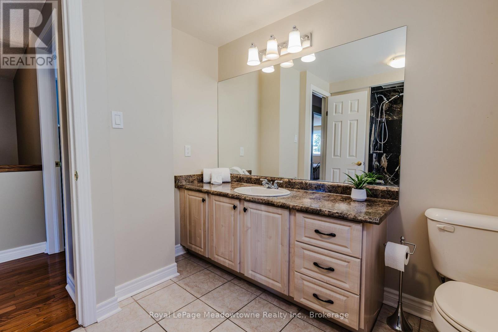 902 Laurier Avenue, Milton, Ontario  L9T 4H6 - Photo 22 - W13840960