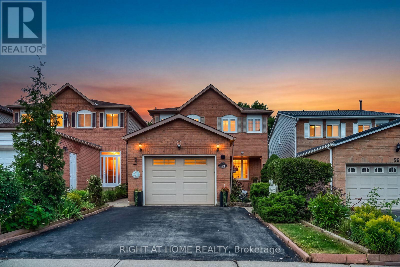 54 NIAGARA PLACE, Brampton, Ontario