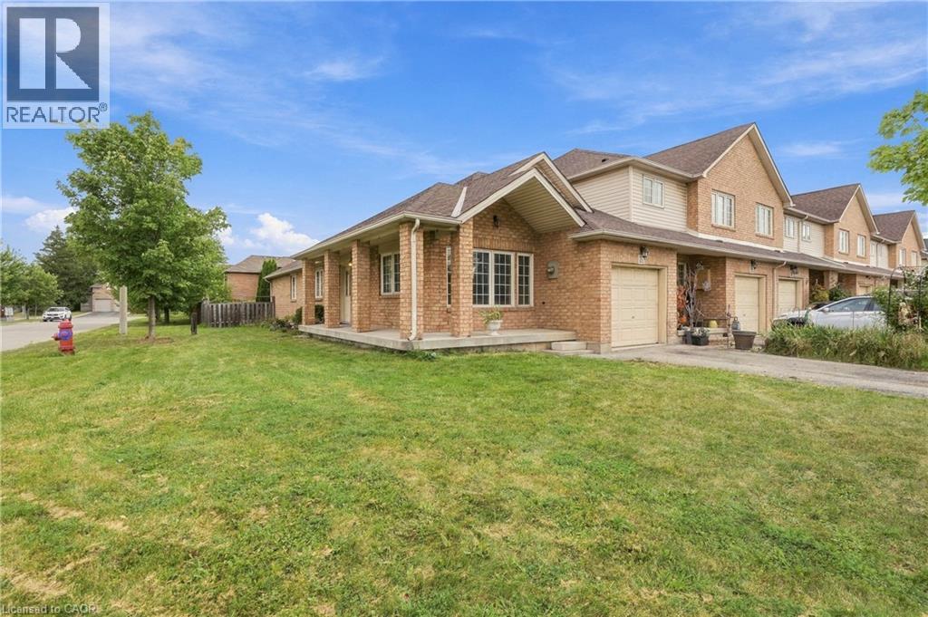 27 Pisa Drive, Stoney Creek, Ontario  L8E 5C3 - Photo 2 - 40867528