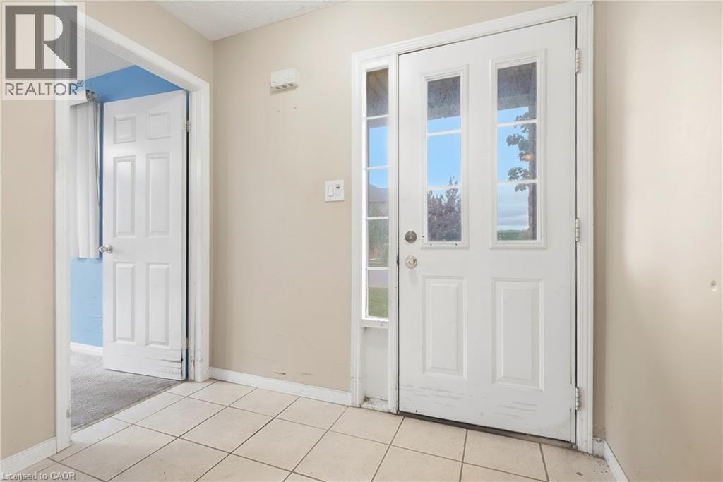27 Pisa Drive, Stoney Creek, Ontario  L8E 5C3 - Photo 6 - 40867528