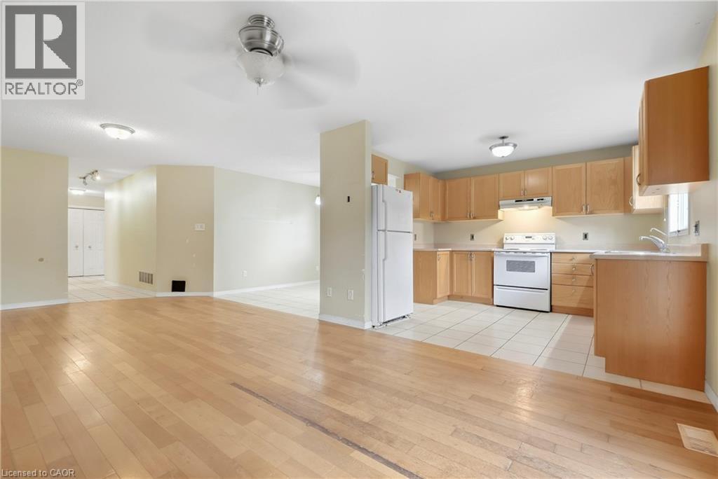 27 Pisa Drive, Stoney Creek, Ontario  L8E 5C3 - Photo 8 - 40867528
