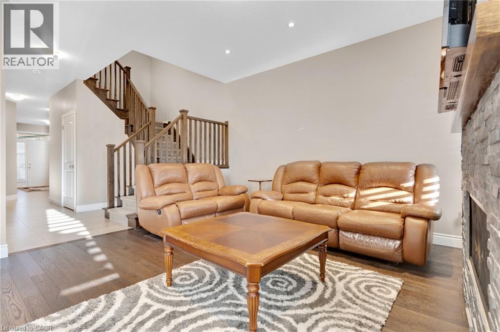 213 Ladyslipper Drive, Waterloo, Ontario  N2V 0E2 - Photo 13 - 40867440