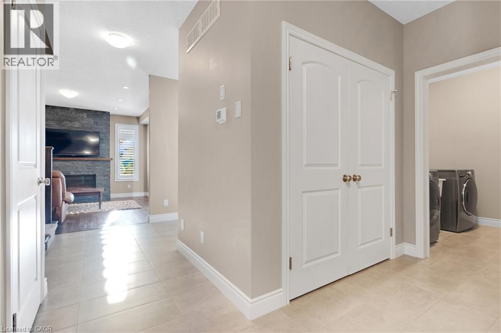 213 Ladyslipper Drive, Waterloo, Ontario  N2V 0E2 - Photo 7 - 40867440