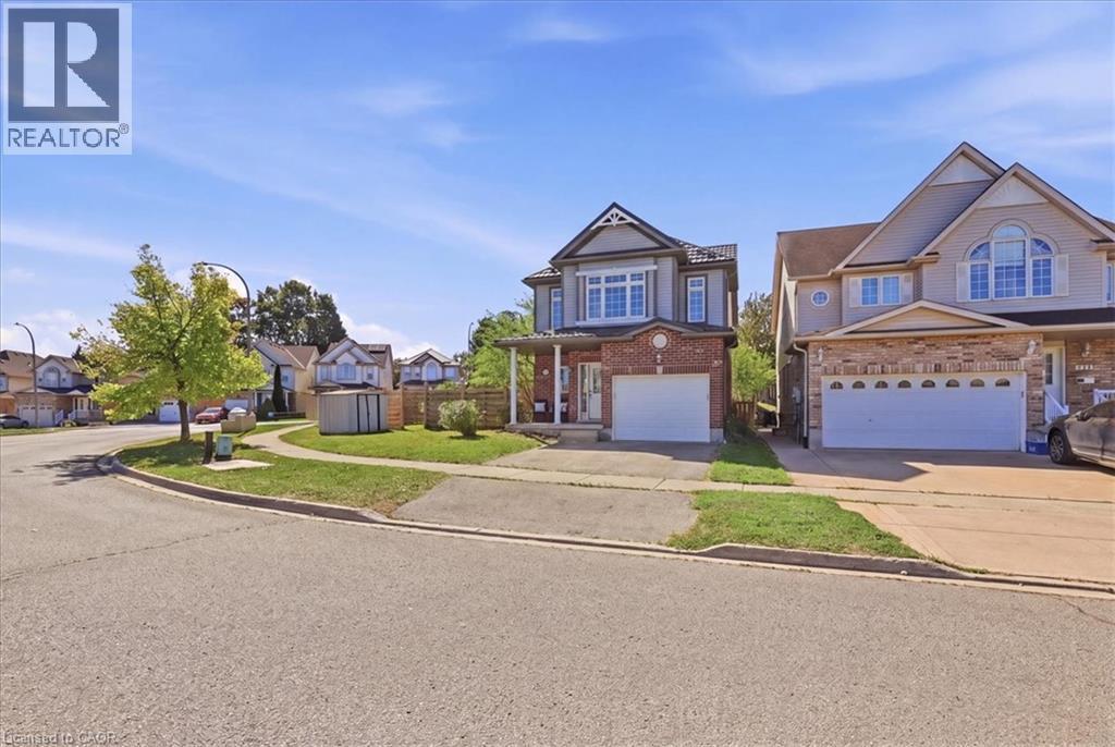430 Mountain Laurel Crescent, Kitchener, Ontario  N2E 4B4 - Photo 4 - 40865200