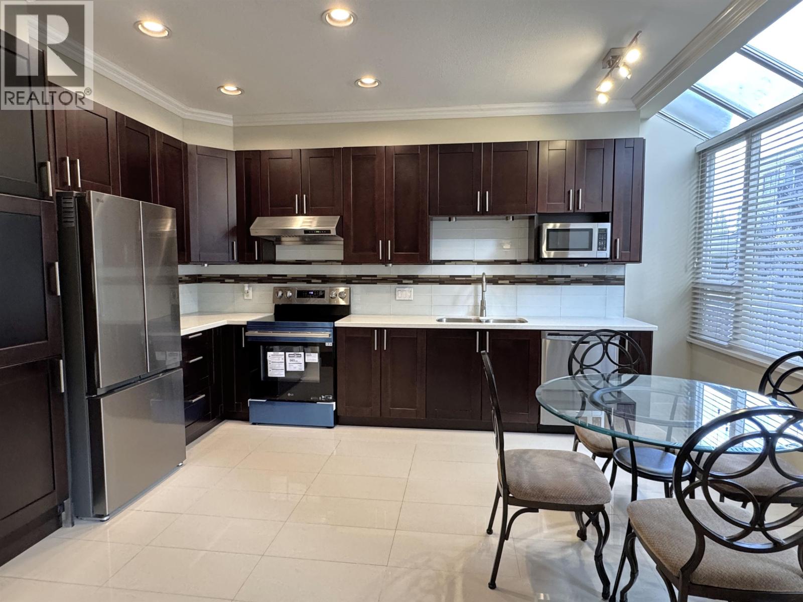 33 8291 GENERAL CURRIE ROAD