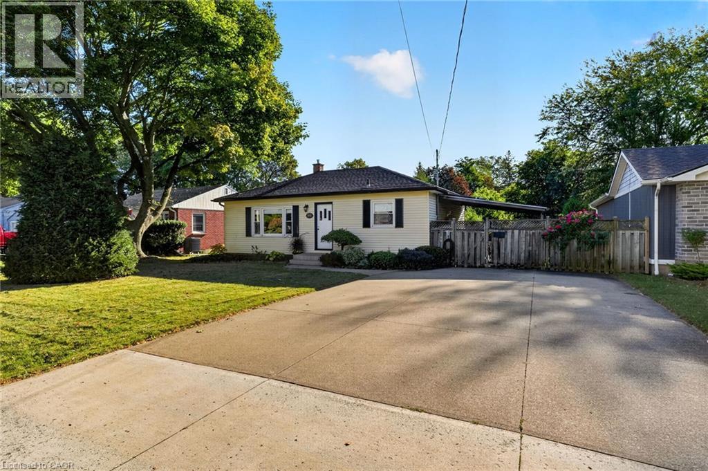 416 Bartlett Avenue, Grimsby, Ontario  L3M 2N4 - Photo 1 - 40866987