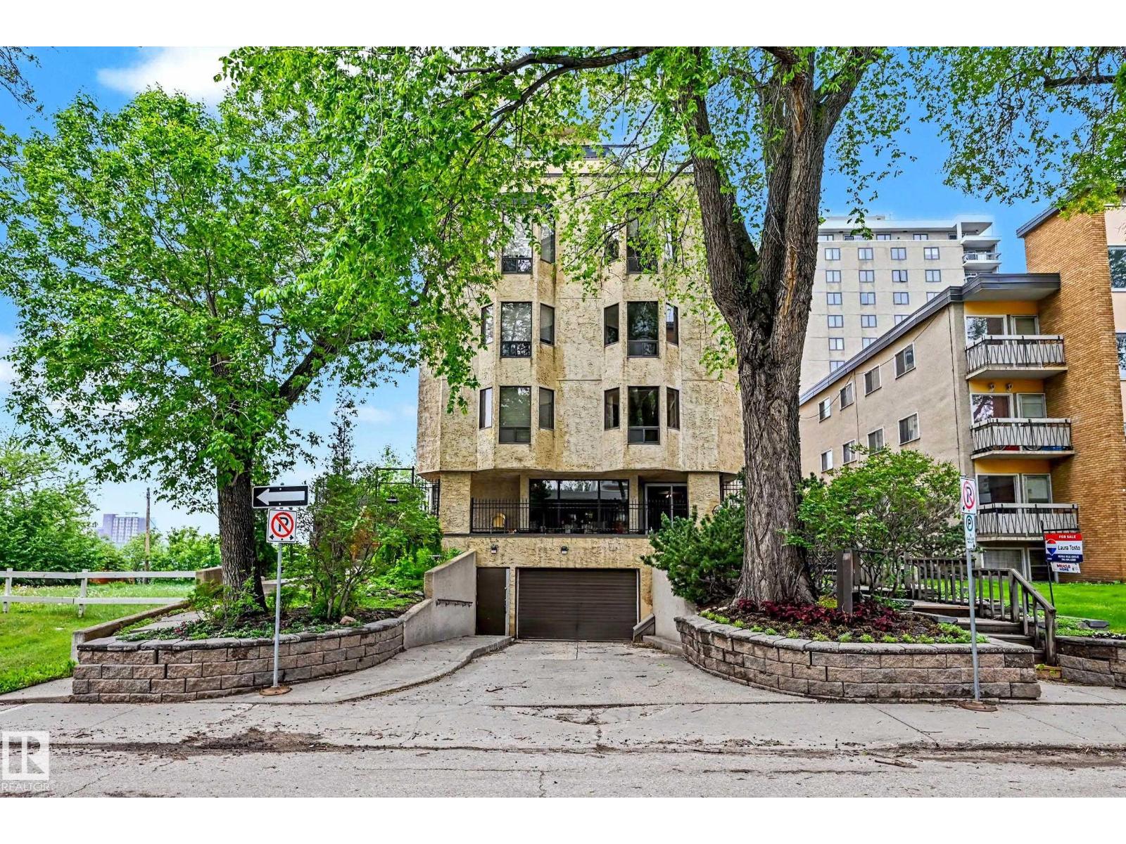 #3 9734 111 St Nw, Edmonton, Alberta  T5K 1J8 - Photo 1 - E4510875