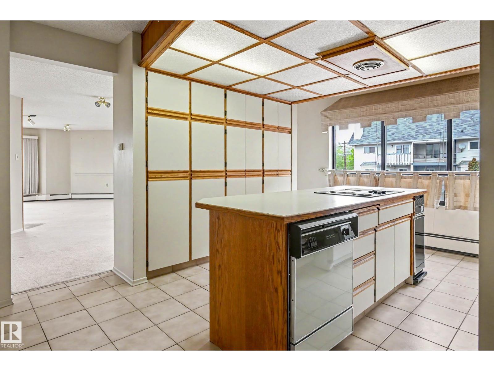 #3 9734 111 St Nw, Edmonton, Alberta  T5K 1J8 - Photo 12 - E4510875