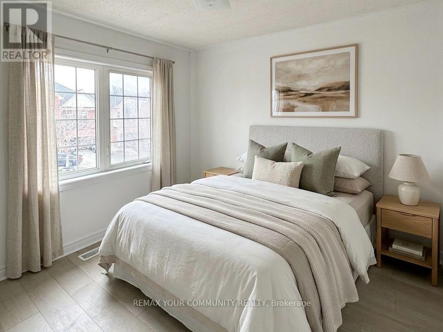 59 Hoppington Avenue, Whitchurch-Stouffville, Ontario  L4A 0L1 - Photo 8 - N13841032