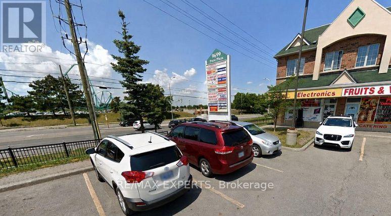 8 - 9699 JANE STREET, Vaughan, Ontario