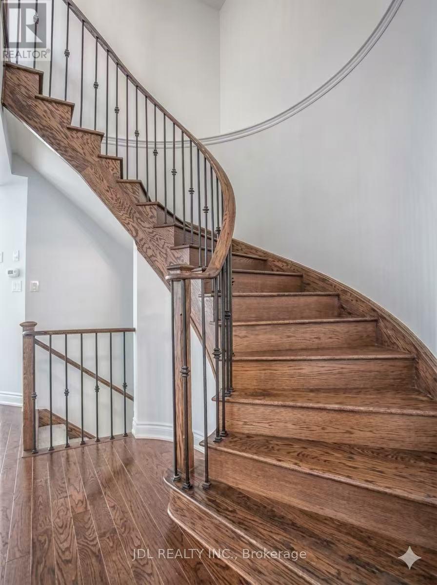 96 Firwood Drive, Richmond Hill, Ontario  L4S 0E8 - Photo 7 - N13841074