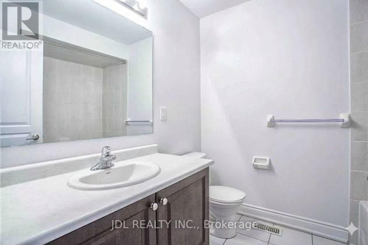 96 Firwood Drive, Richmond Hill, Ontario  L4S 0E8 - Photo 9 - N13841074
