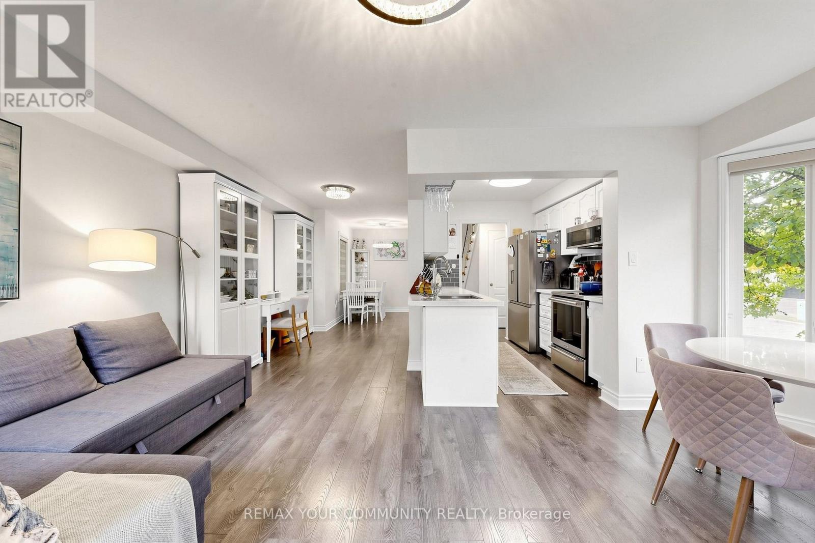 187 Vanguard Road, Vaughan, Ontario  L4K 5G9 - Photo 7 - N13841100
