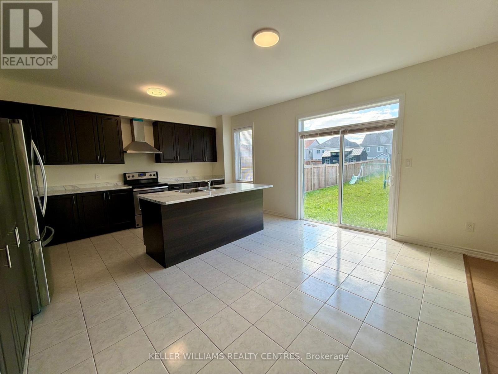 229 Brownley Lane, Essa, Ontario  L3W 0R3 - Photo 10 - N13841124