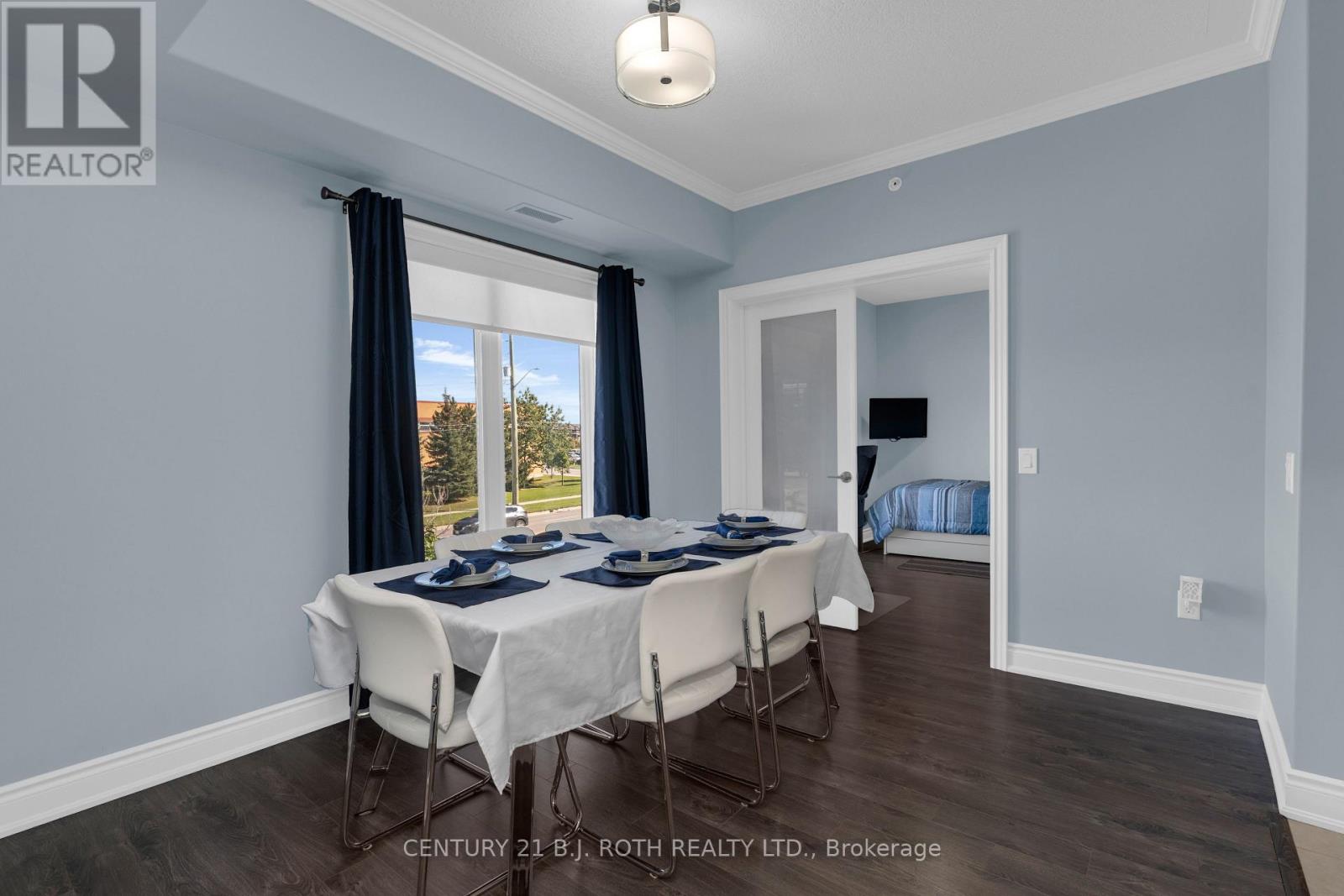 201 - 720 Yonge Street, Barrie, Ontario  L9J 0G9 - Photo 11 - S13841040