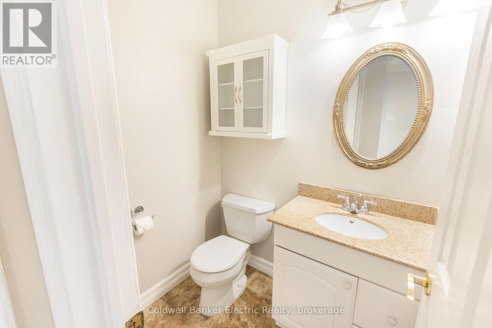 958 Smithside Court, Peterborough, Ontario  K9J 8E2 - Photo 9 - X13780824