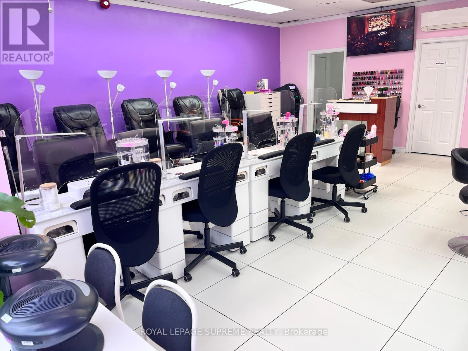 743 DOVERCOURT ROAD, Toronto, Ontario
