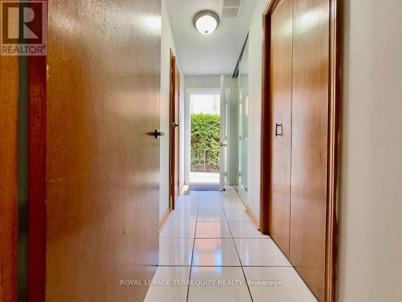 Upper Level - 13 Milford Crescent, Brampton, Ontario  L6S 3E3 - Photo 24 - W13840938