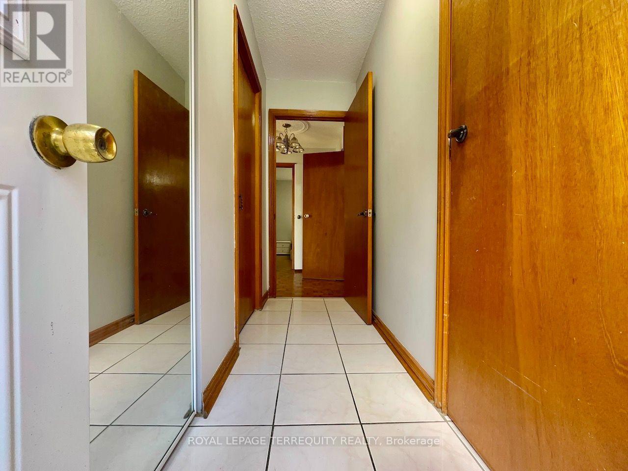 Upper Level - 13 Milford Crescent, Brampton, Ontario  L6S 3E3 - Photo 27 - W13840938