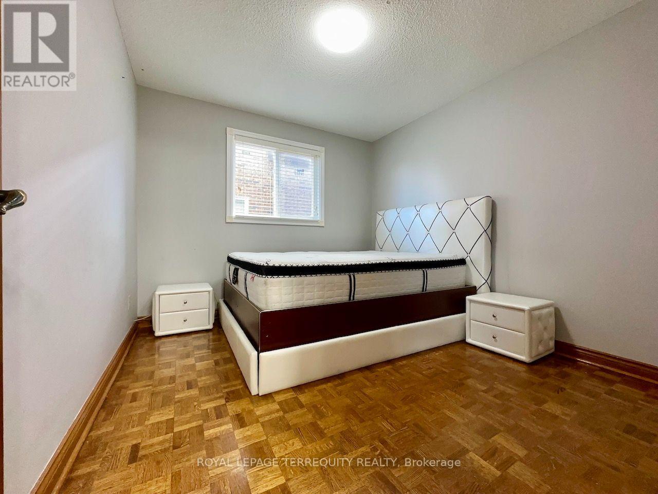 Upper Level - 13 Milford Crescent, Brampton, Ontario  L6S 3E3 - Photo 28 - W13840938